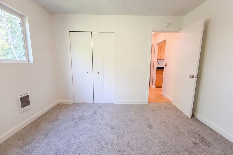 Photo 13 of 16 of 1300 NE 68th Ave, Portland, OR
