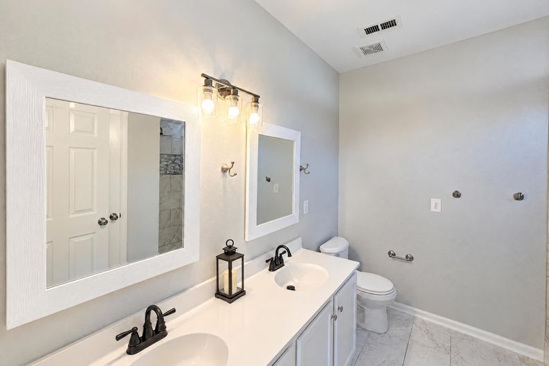 Photo 10 of 24 of 12613 Winget Rd, Charlotte, NC