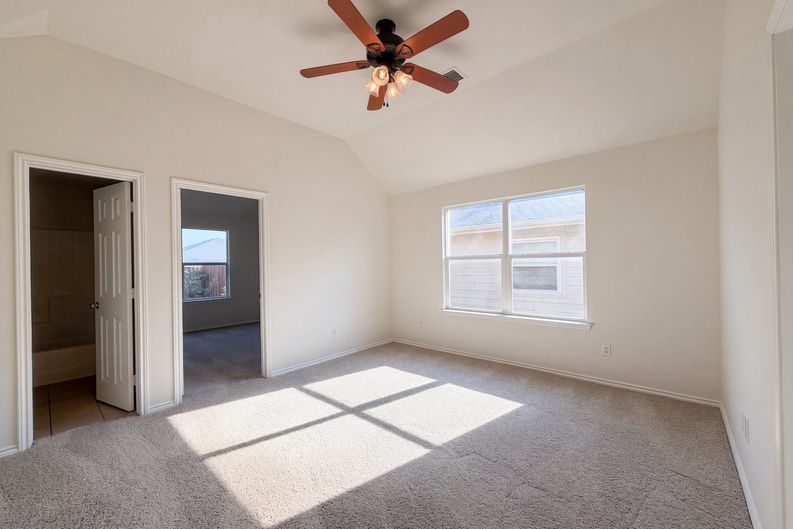Photo 4 of 19 of 804 Bamboo Dr, Anna, TX