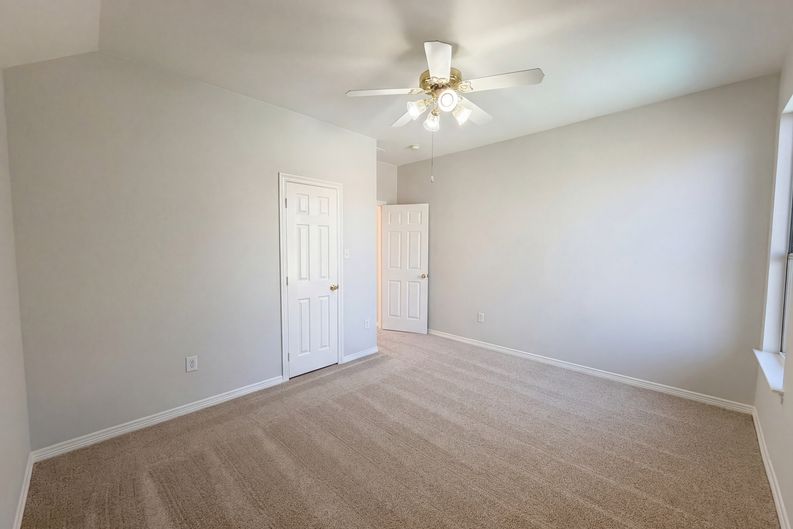 Photo 28 of 34 of 1412 Spring Ridge Ln, Flower Mound, TX