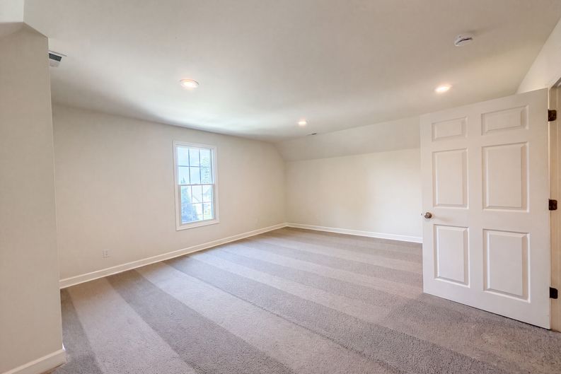 Photo 23 of 30 of 120 Fox Hill Ct, Edwardsville, IL