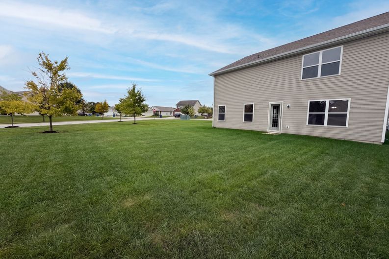 Photo 26 of 31 of 12634 Old Pond Rd, Noblesville, IN