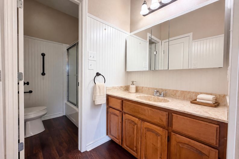 Photo 9 of 18 of 474 Seele St, New Braunfels, TX