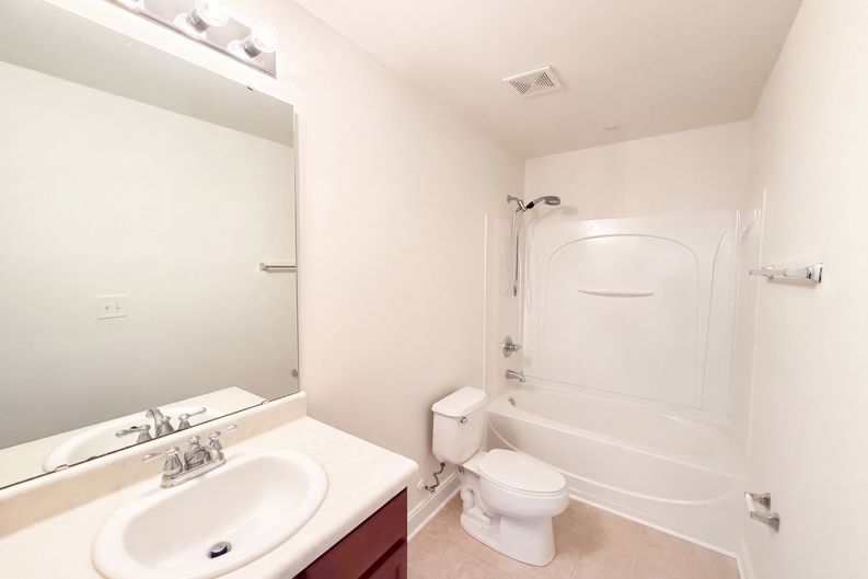Photo 17 of 25 of 14903 Superior St, Charlotte, NC