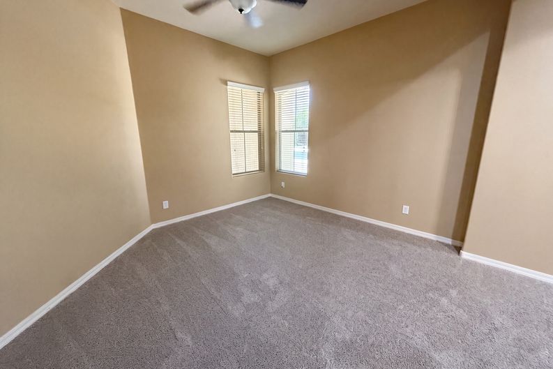 Photo 16 of 39 of 18136 W Devonshire Ave, Goodyear, AZ