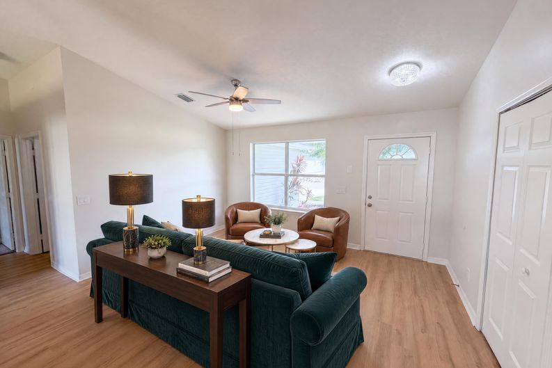 Photo 10 of 28 of 2998 Firwood Ave SE, Palm Bay, FL