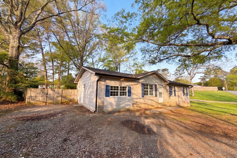 Photo 20 of 23 of 144 Green Shadow Rd SE, Cleveland, TN