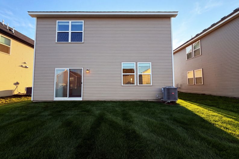 Photo 5 of 23 of 10773 Hemingway Ave S, Cottage Grove, MN