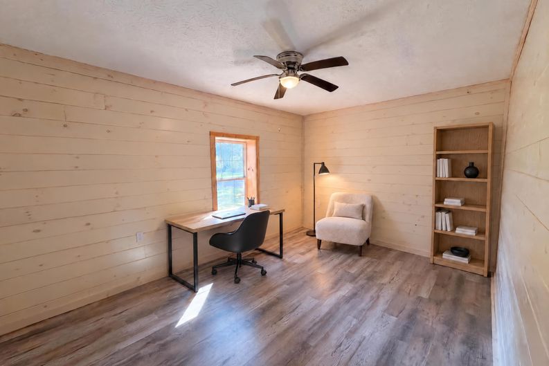 Photo 12 of 28 of 2039 Slippery Rock Cir, Sevierville, TN