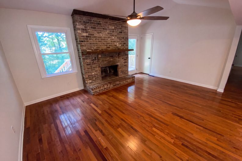 Photo 31 of 56 of 4676 Fairway Dr, Pinson, AL