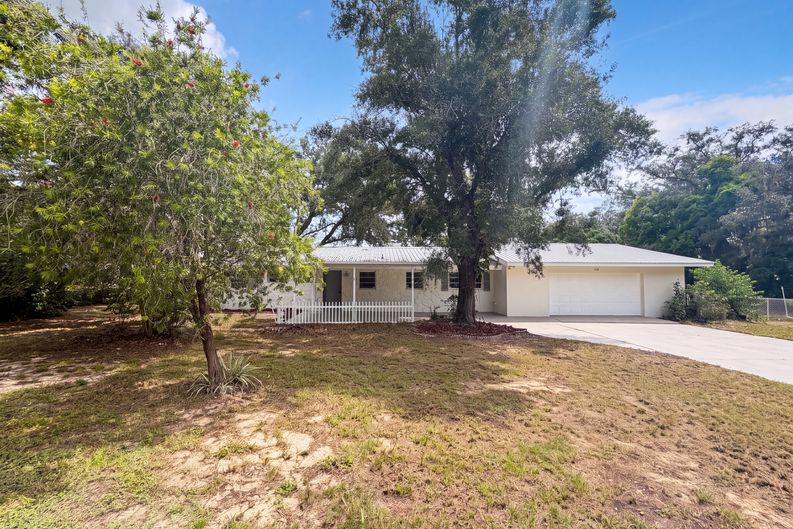 Photo 18 of 22 of 1870 N Seminole Rd, Avon Park, FL