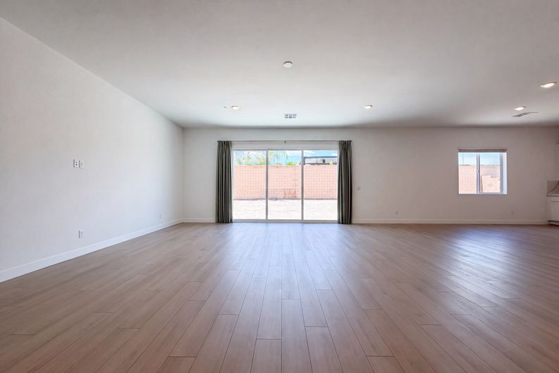 Photo 3 of 23 of 8239 Gusty Brook St, Las Vegas, NV