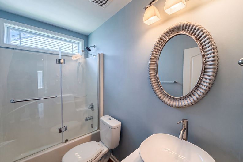 Photo 11 of 16 of 4034 Patriot Ridge Ct, Raleigh, NC