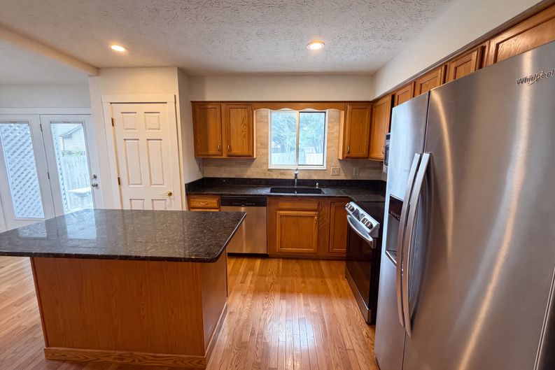 Photo 10 of 31 of 3920 Cedric Ln, Dublin, OH