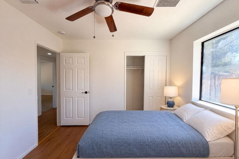 Photo 10 of 17 of 1110 N Las Posas Ct, Ridgecrest, CA