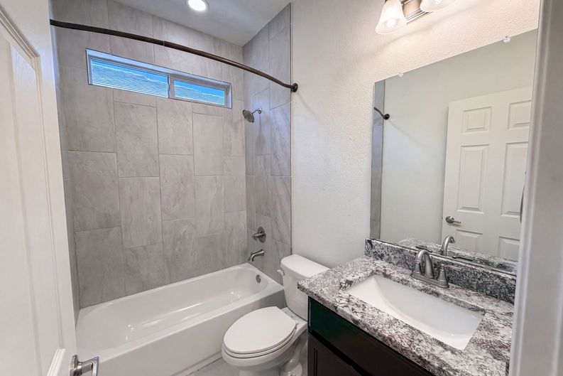 Photo 12 of 20 of 2032 Lobo Trot Ct SE, Albuquerque, NM