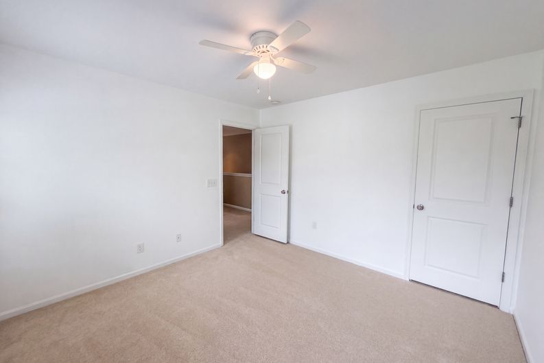 Photo 35 of 41 of 3037 Ellington Dr, Summerville, SC