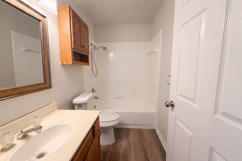 Photo 11 of 16 of 710 Brazos Dr, Temple, TX