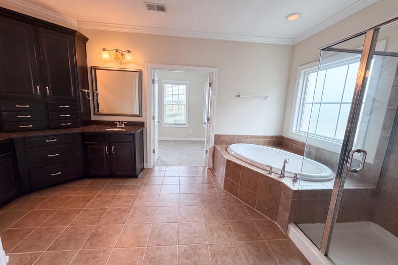 Photo 32 of 43 of 621 Gaelens Ln, Irmo, SC
