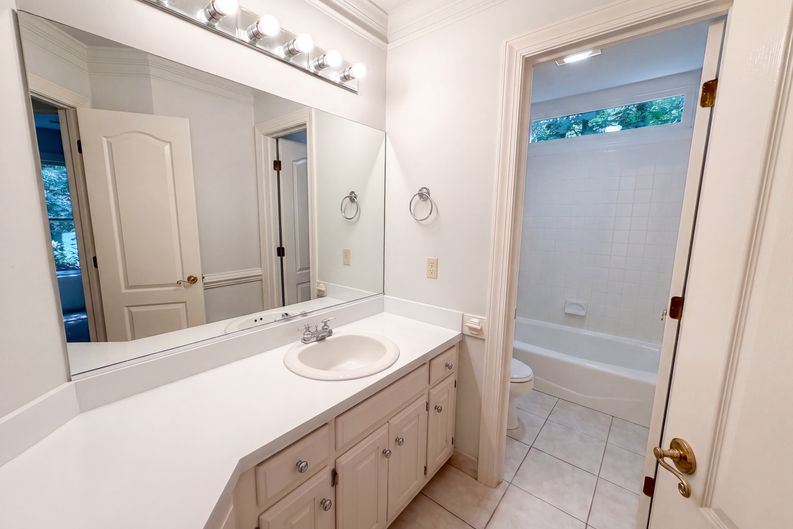 Photo 18 of 29 of 5806 Fox Briar Way, Midlothian, VA
