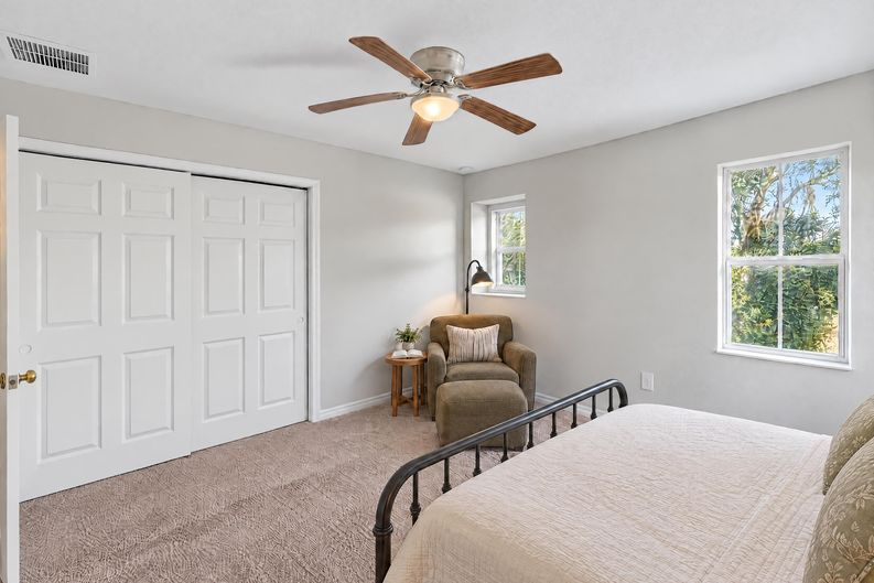 Photo 16 of 26 of 2474 Mallow Oak Ct, Apopka, FL