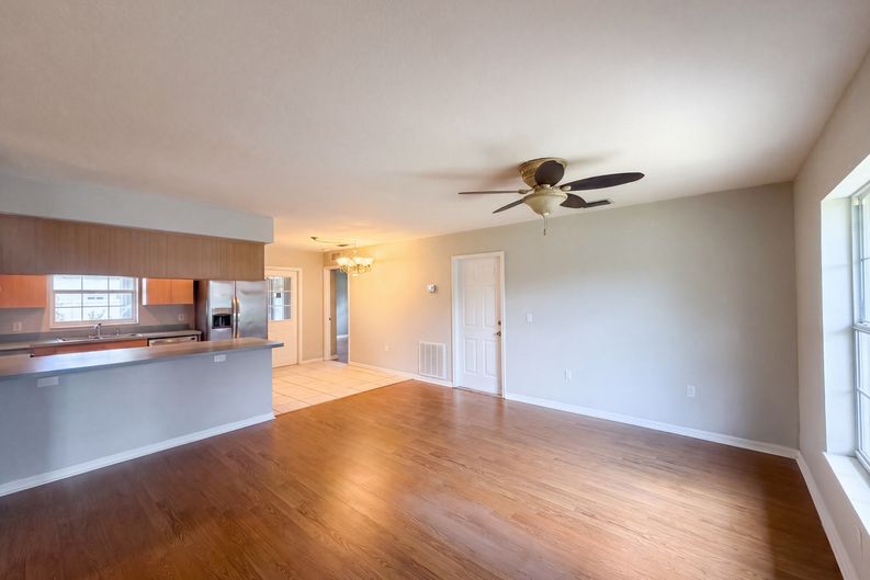 Photo 7 of 21 of 10640 SE 54th Ave, Belleview, FL