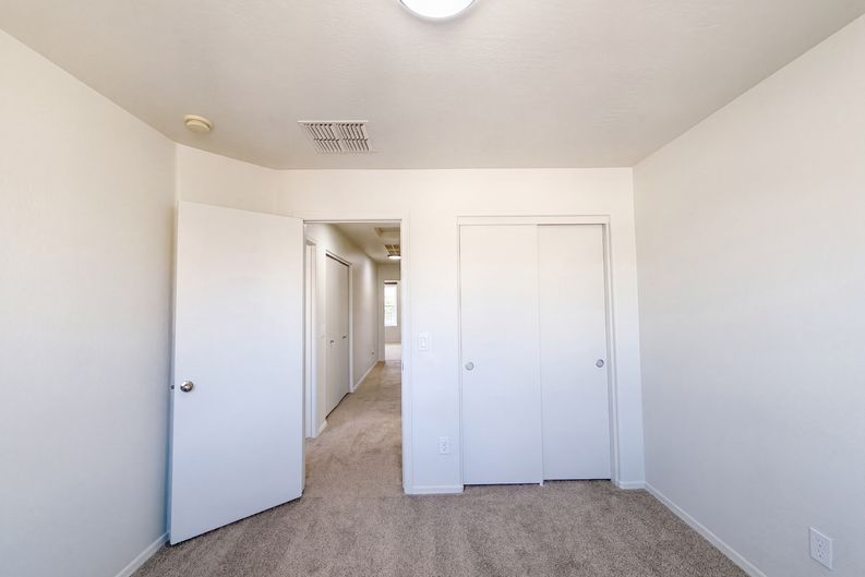 Photo 62 of 68 of 5416 W Albeniz Pl, Phoenix, AZ