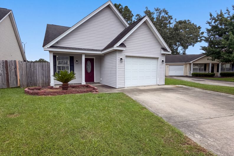 Photo 17 of 18 of 293 Hastings Dr, Goose Creek, SC