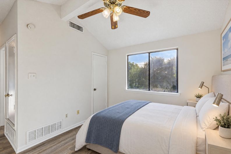 Photo 4 of 22 of 4508 Mesa Dr, Killeen, TX