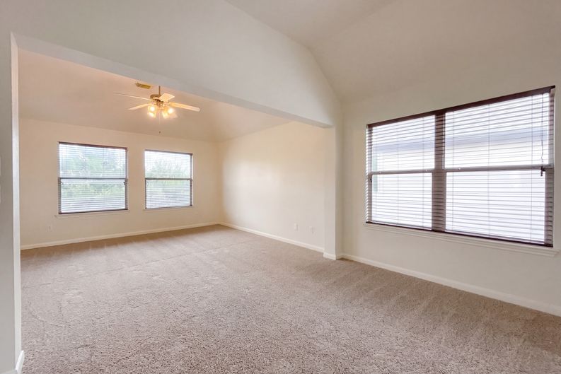 Photo 30 of 68 of 1014 Bretton Woods Dr, Cedar Park, TX