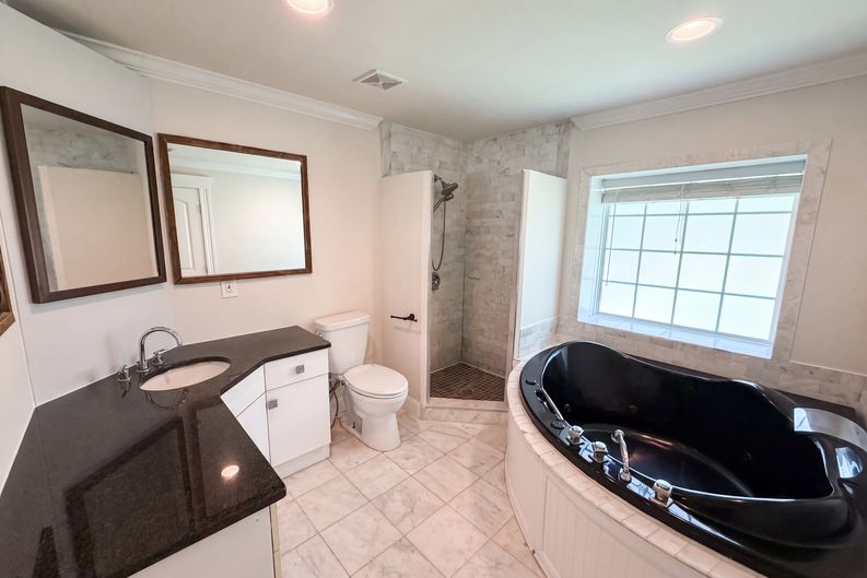 Photo 16 of 20 of 829 W 2nd North St, Summerville, SC
