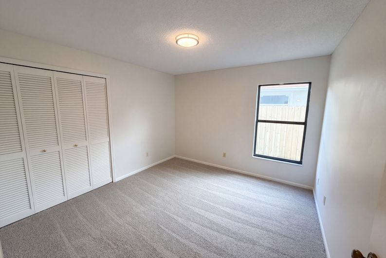 Photo 13 of 20 of 3339 Paisley Cir, Orlando, FL
