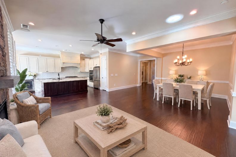 Photo 8 of 34 of 14629 Glen Valley Ct, Charlotte, NC