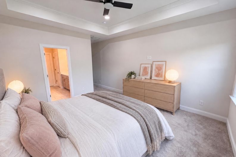 Photo 16 of 36 of 6109 Balham Ct, Charlotte, NC