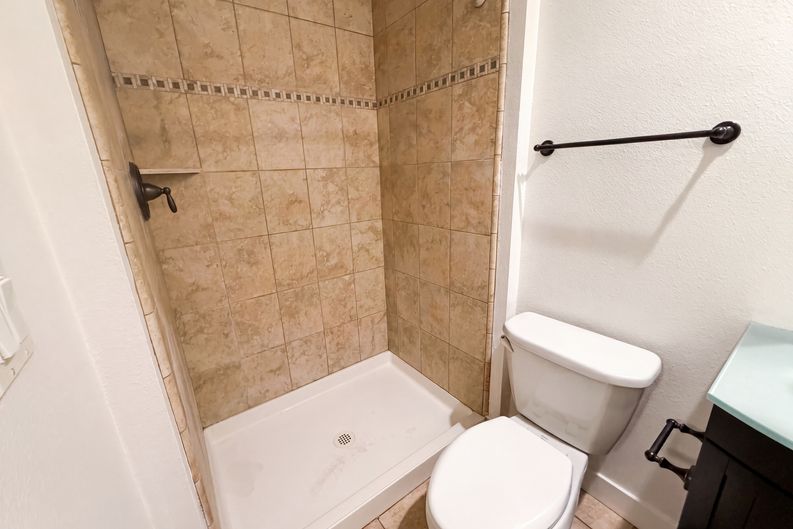 Photo 13 of 21 of 3595 Somis Rd, Somis, CA