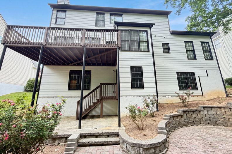 Photo 5 of 36 of 2945 Highland Pass, Alpharetta, GA