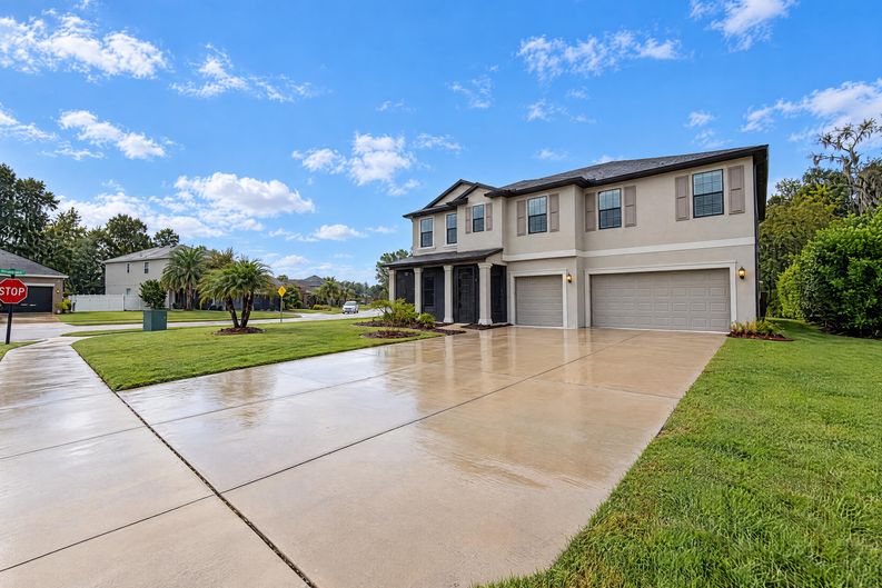 Photo 40 of 43 of 6103 Horse Mill Pl, Palmetto, FL