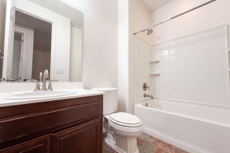 Photo 21 of 31 of 6107 Lonetree Blvd, Rocklin, CA
