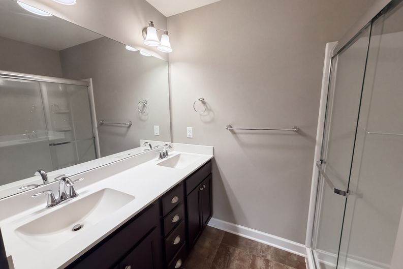 Photo 8 of 25 of 9873 5th Street Ln N, Lake Elmo, MN