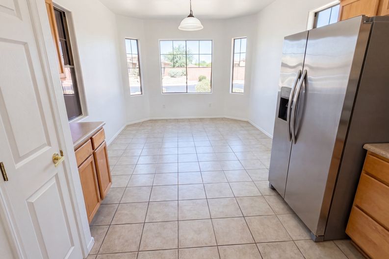 Photo 7 of 26 of 20863 N Sequoia Crest Dr, Surprise, AZ