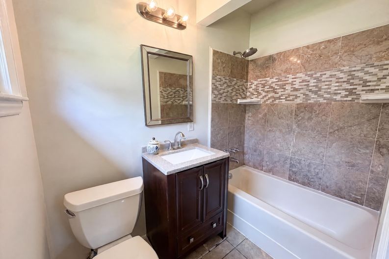 Photo 9 of 19 of 20 Moonglo Cir, Columbia, SC