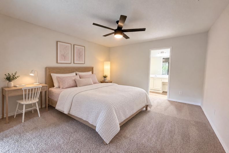 Photo 4 of 23 of 8048 Kilwinning Ln, Jacksonville, FL