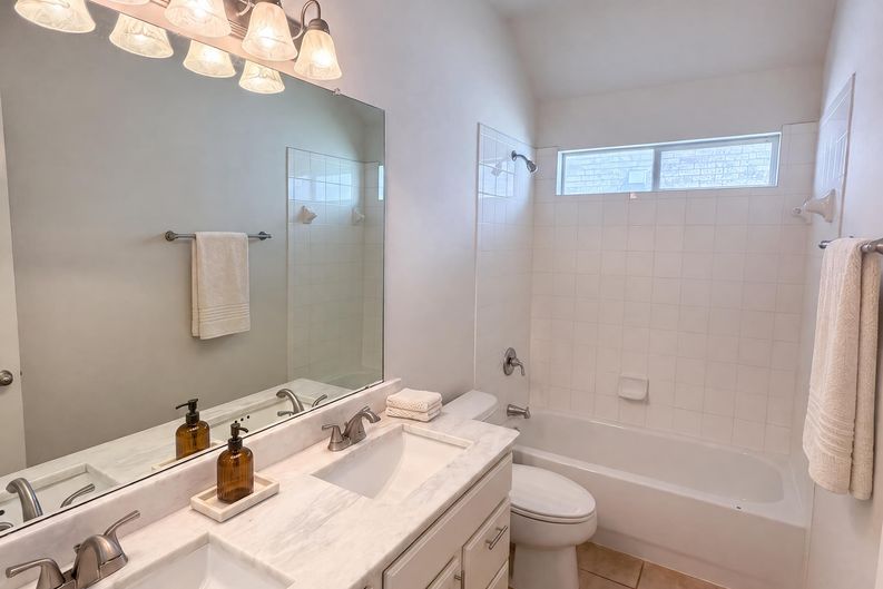Photo 13 of 15 of 2184 Stuttgart Dr, Frisco, TX