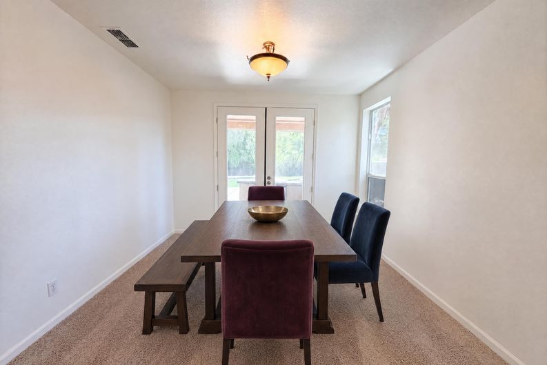 Photo 6 of 31 of 4711 Wildflower Ln, Rocklin, CA
