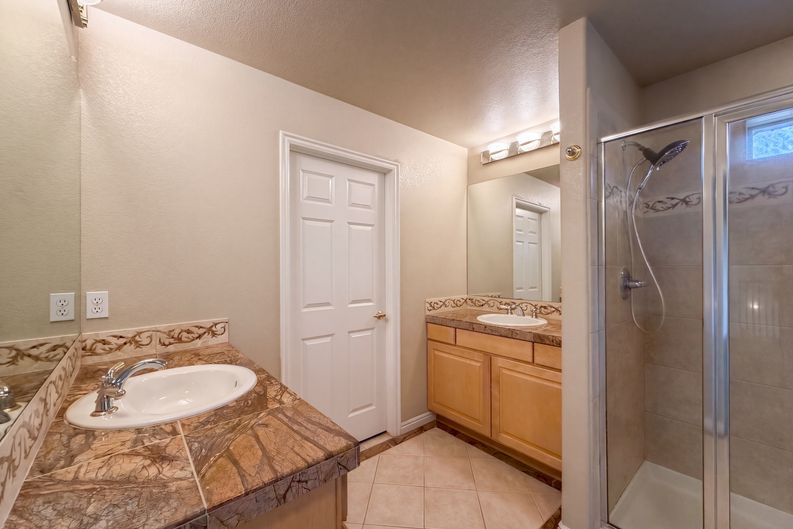 Photo 34 of 69 of 1138 Wyndemere Cir, Longmont, CO