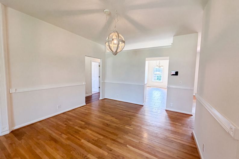 Photo 6 of 24 of 1727 Joben Dr, Murfreesboro, TN