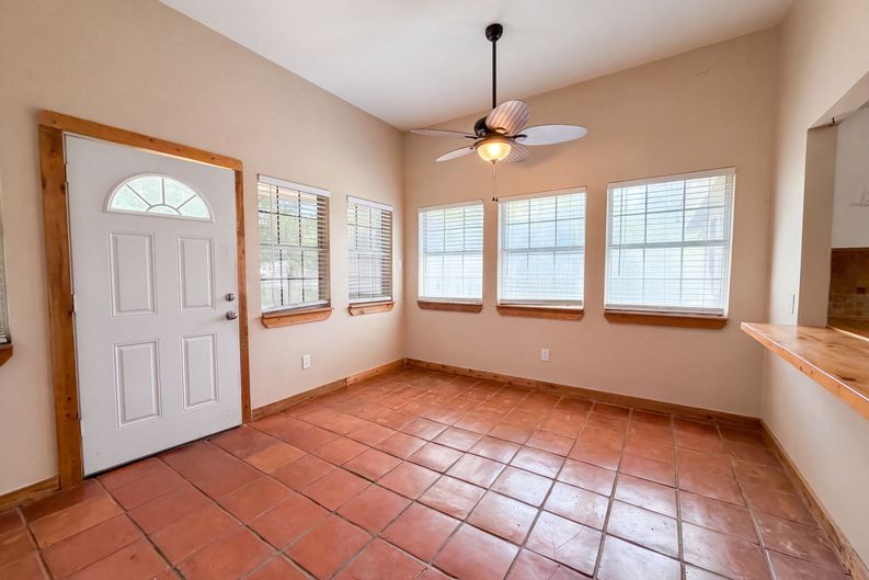 Photo 7 of 20 of 2603 Pecan Valley Dr, Granbury, TX
