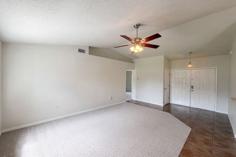 Photo 7 of 21 of 6536 Horizon Point Dr, Lakeland, FL