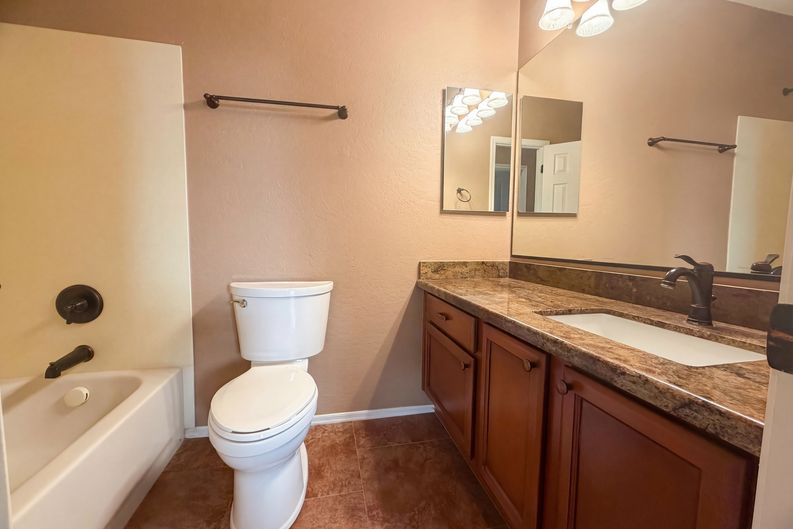 Photo 11 of 17 of 6915 E Portia St, Mesa, AZ