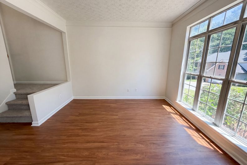 Photo 9 of 55 of 835 Shadow Lake Dr, Lithonia, GA